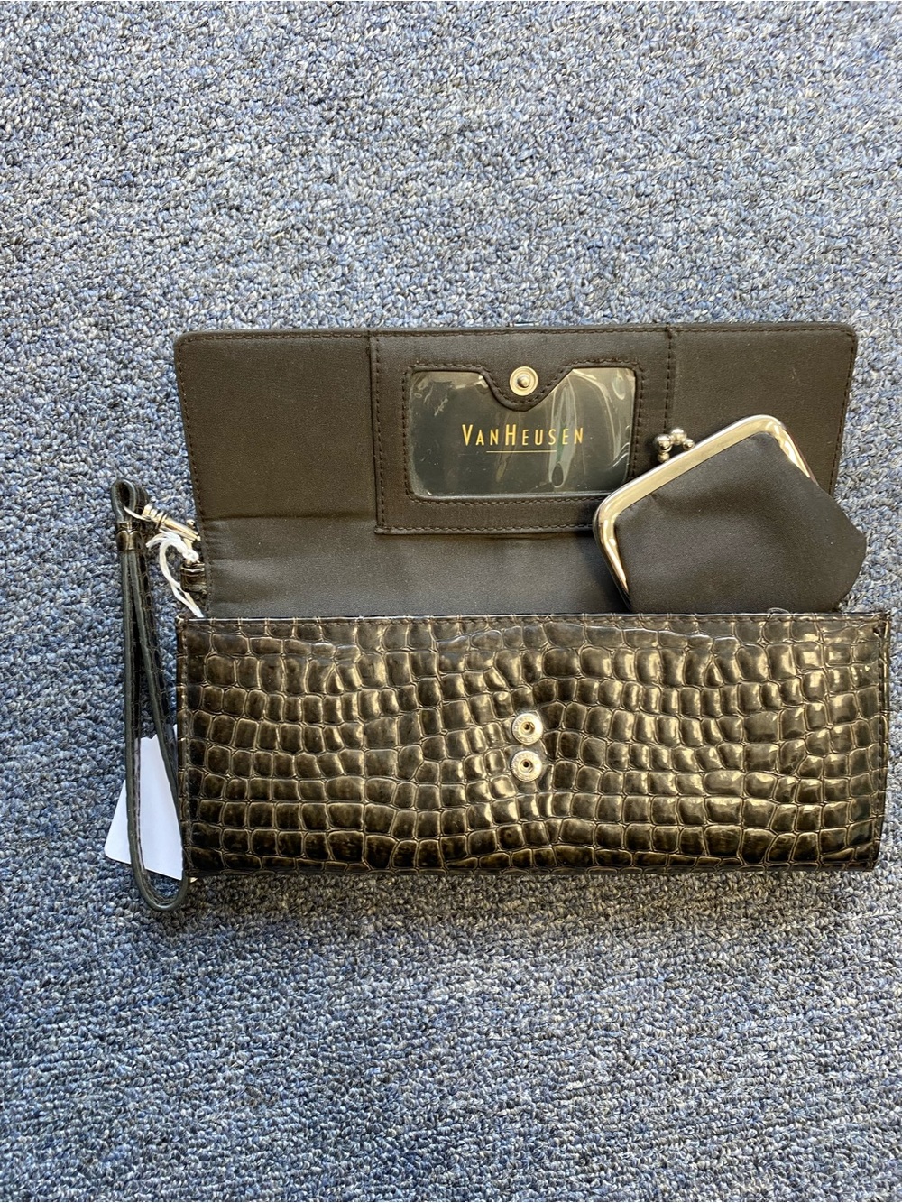 Van Heusen Black Croc-Embossed Wristlet with Coin Pouch